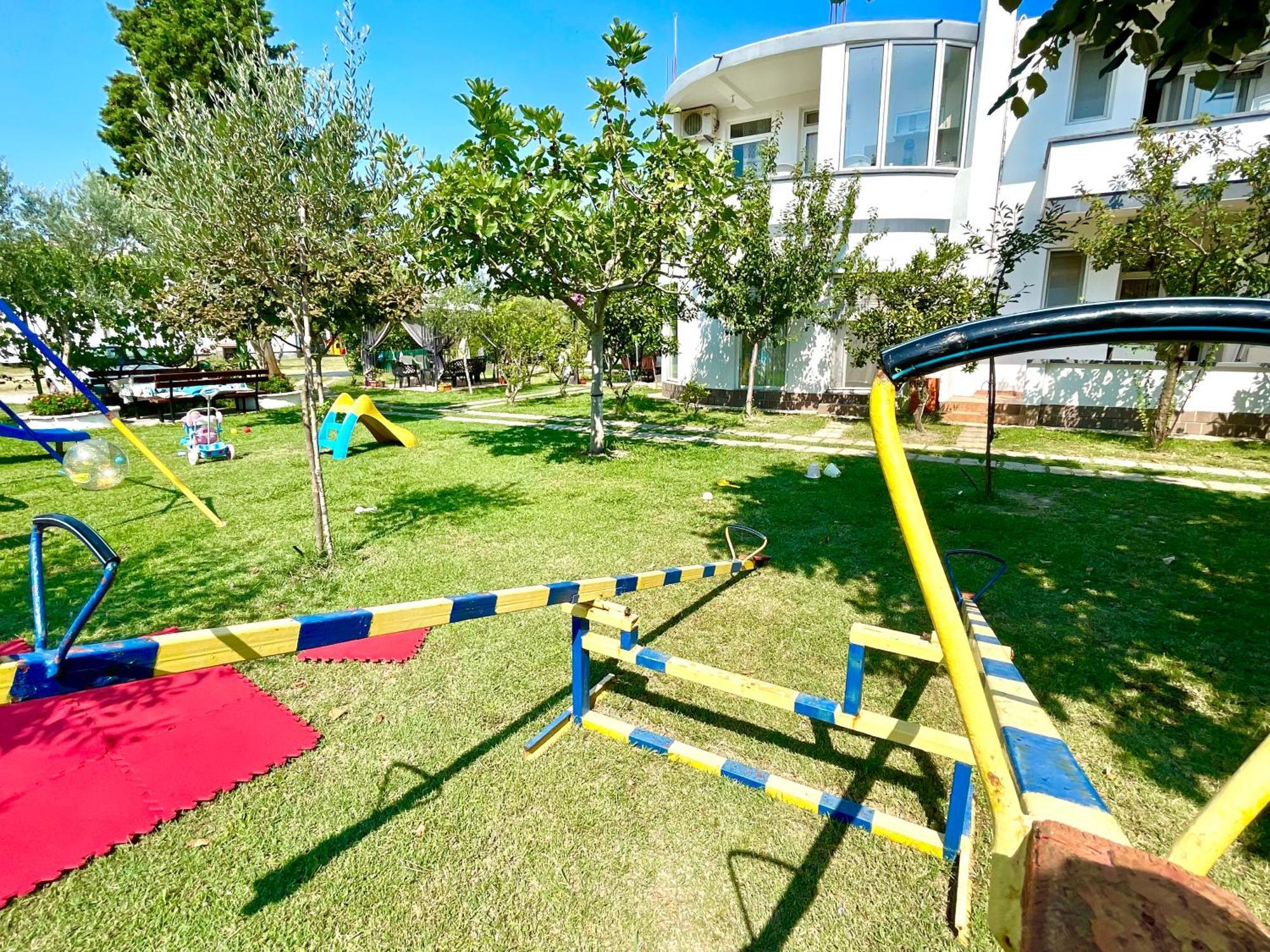 Apartments Flamingo Ulcinj Exterior photo
