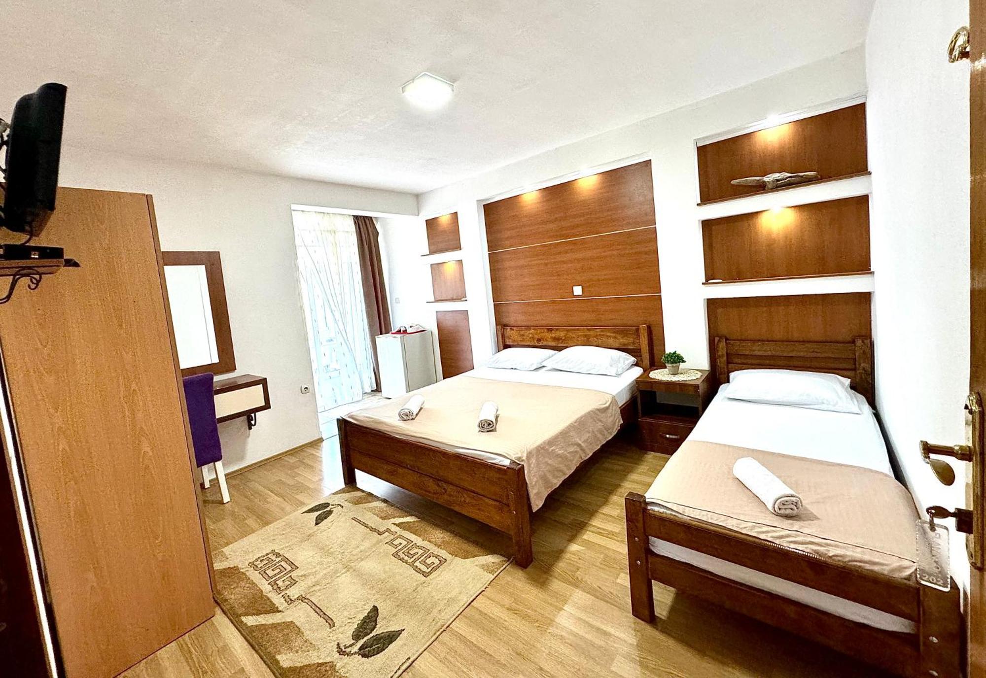 Apartments Flamingo Ulcinj Exterior photo