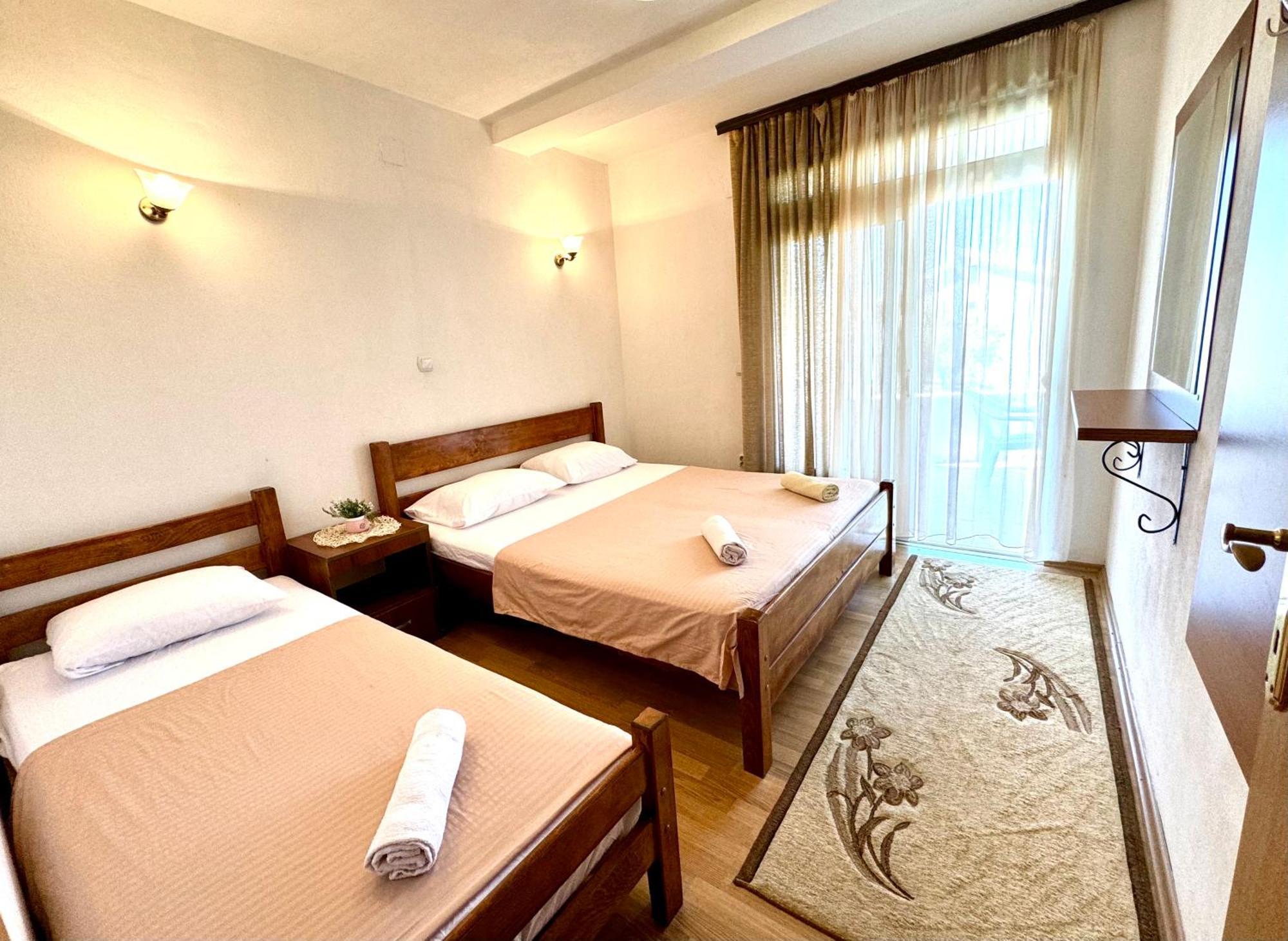 Apartments Flamingo Ulcinj Exterior photo